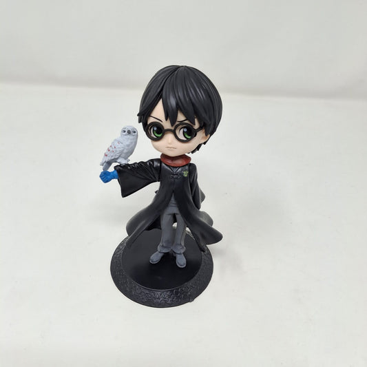 Harry Potter With His Owl Q Posket