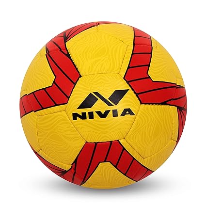 Nivia Kross World no.5