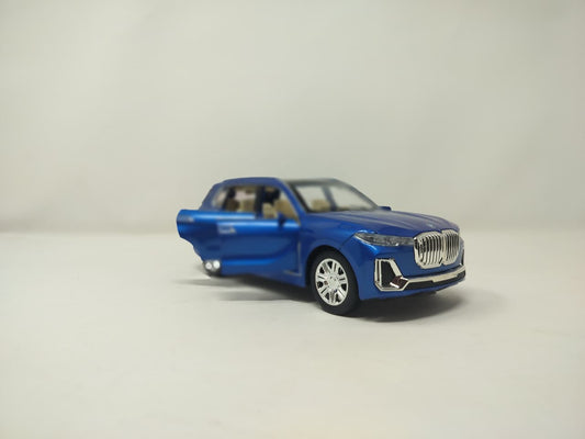 Die Cast- BMW X7 Simulation Sound And Light Pull Back Series
