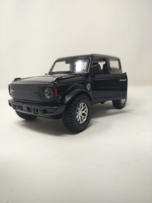 Mahindra Thar Off-Road 4x4 Jeep Die-Cast Model